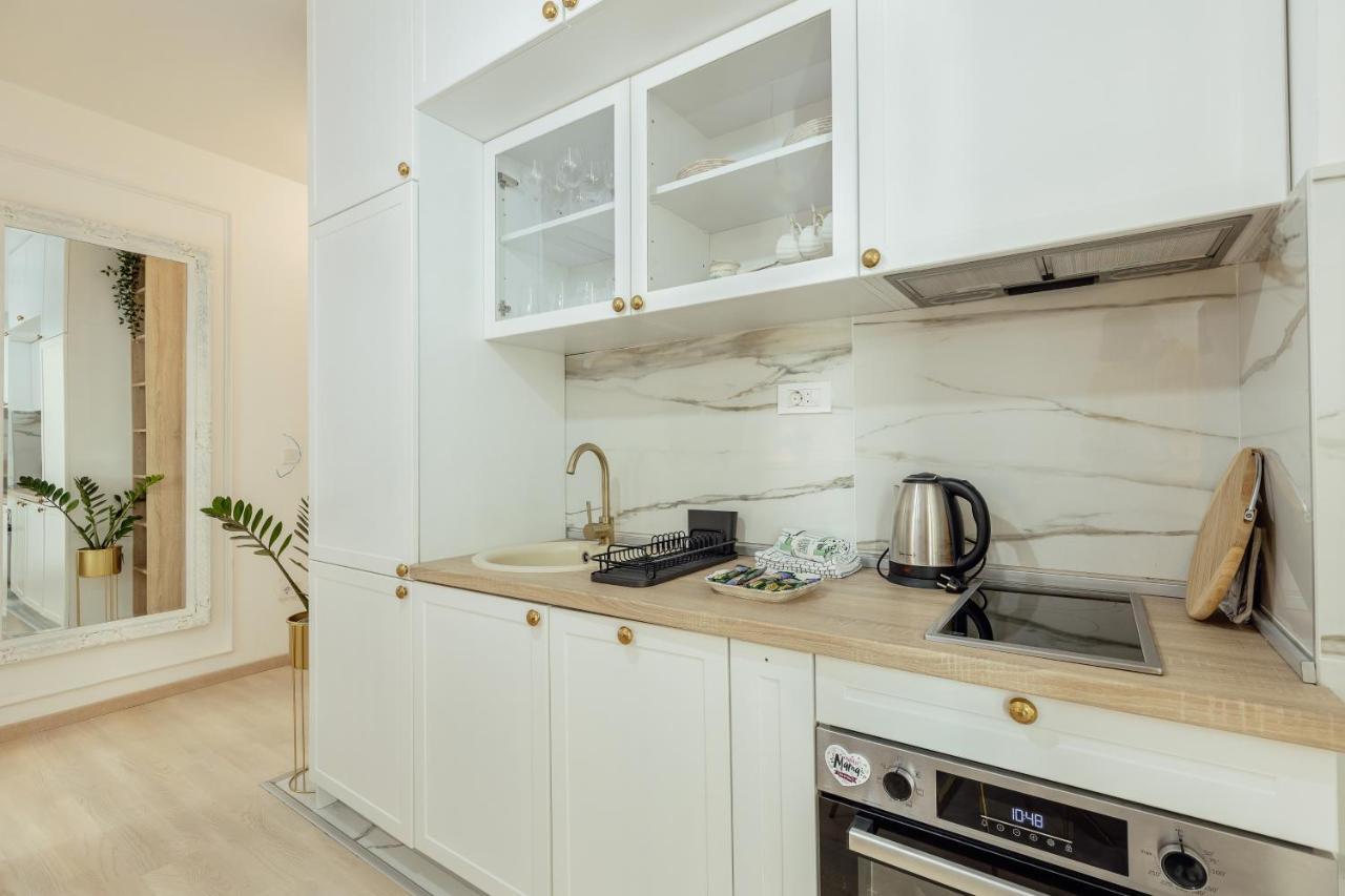 Miracle Apartment Котор Экстерьер фото