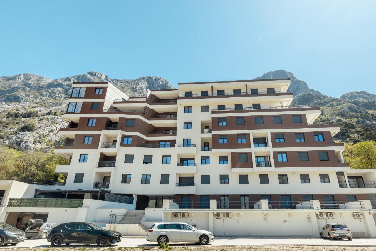Miracle Apartment Котор Экстерьер фото